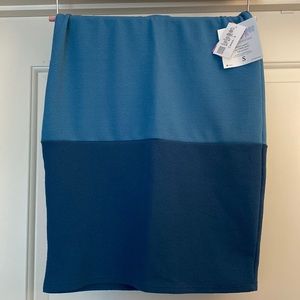 LuLaRoe Cassie Skirt. Size Small.
